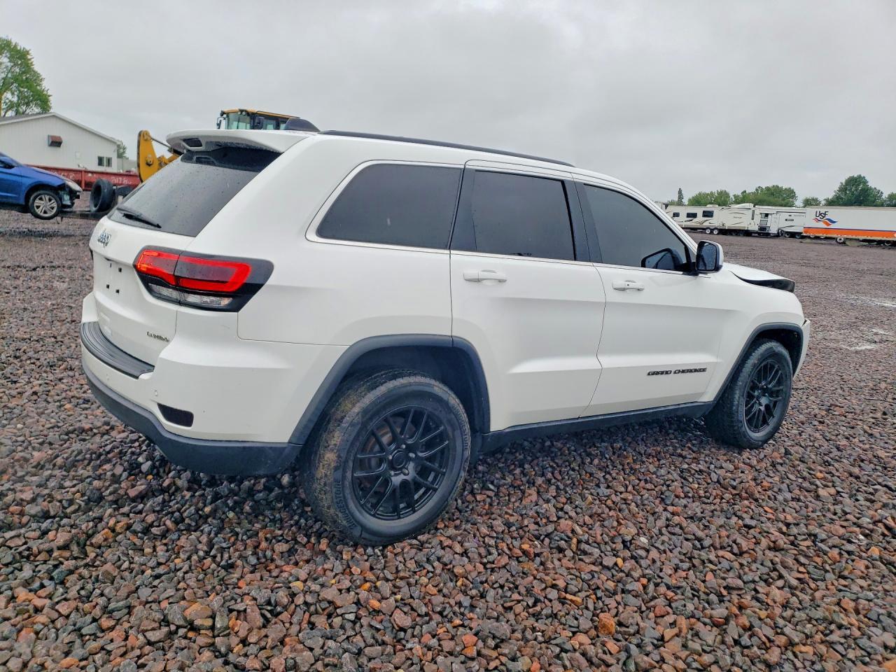 2019 Jeep Grand Cherokee Laredo - zdjęcie 3