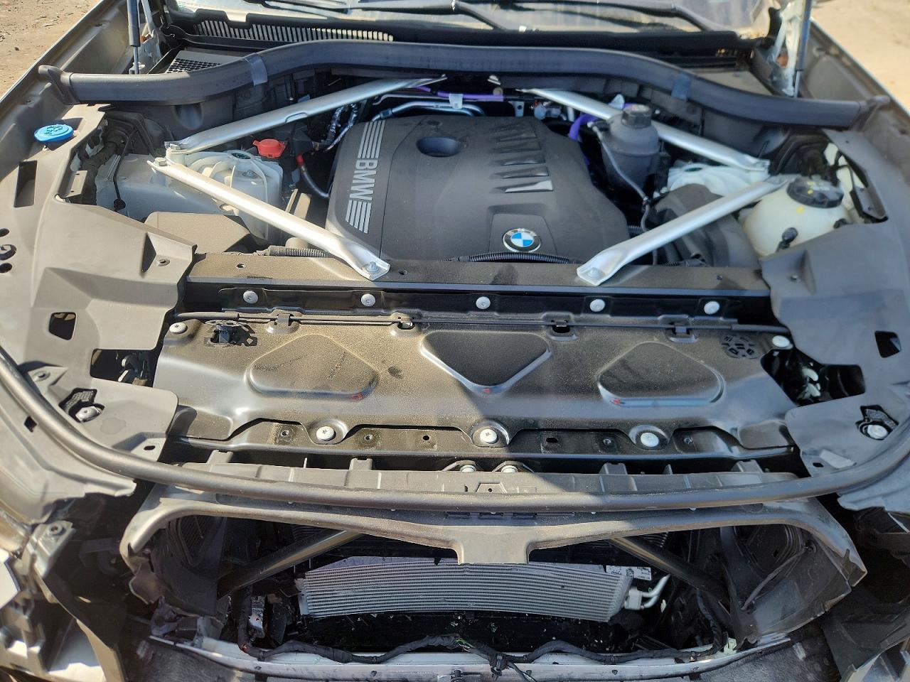 2025 BMW X5 xDrive40I - zdjęcie 12
