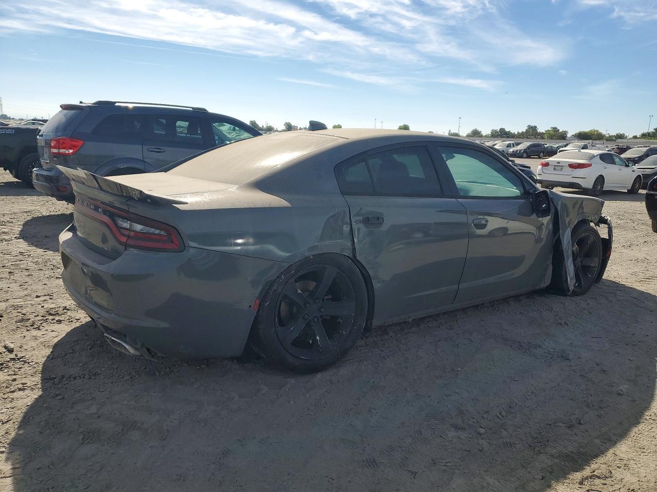 2017 Dodge Charger Sxt - zdjęcie 3