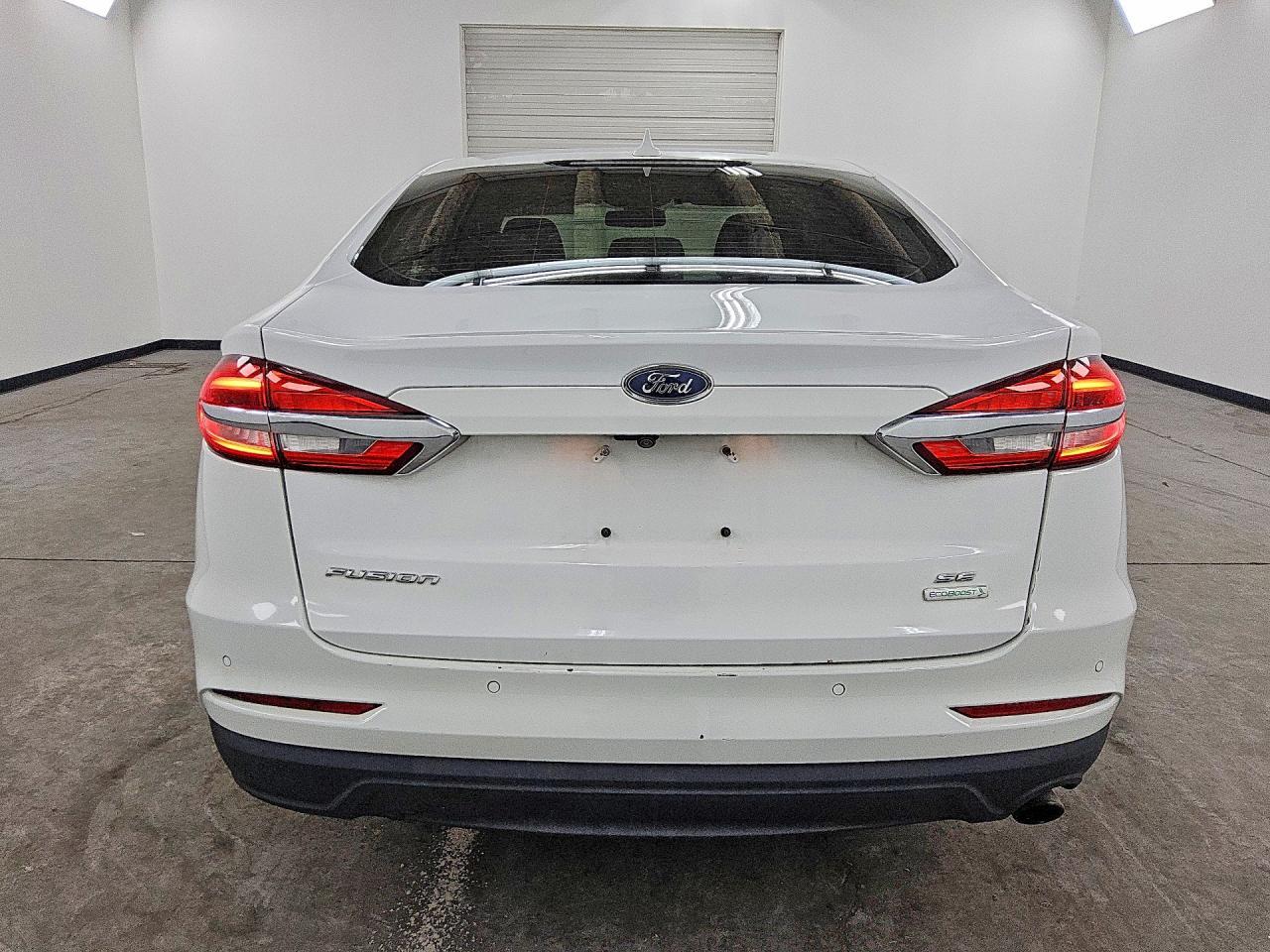 2019 Ford Fusion Se - zdjęcie 6