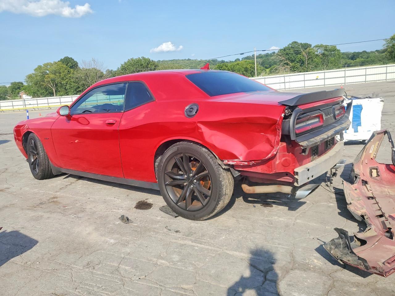 2016 Dodge Challenger R/T - zdjęcie 2