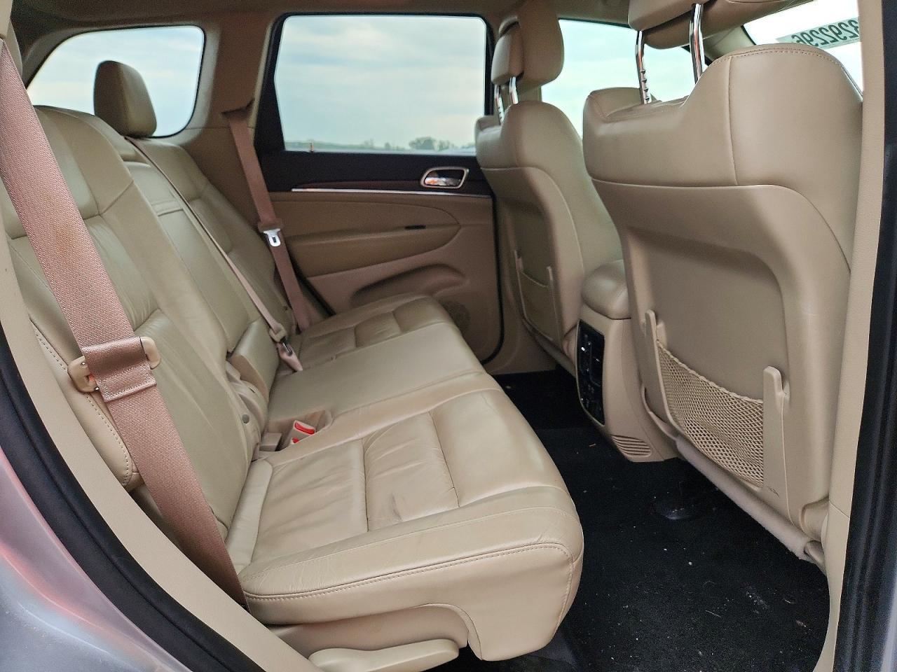 2014 Jeep Grand Cherokee Limited - zdjęcie 11