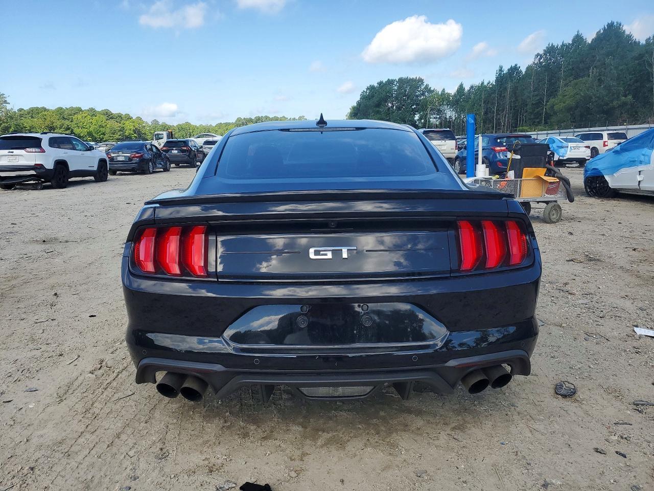 2020 Ford Mustang Gt - zdjęcie 6