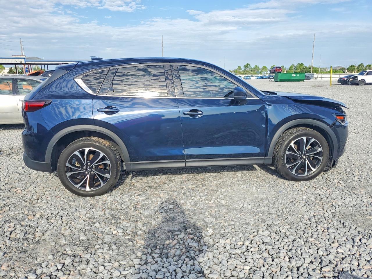 2022 Mazda Cx-5 Premium - zdjęcie 3