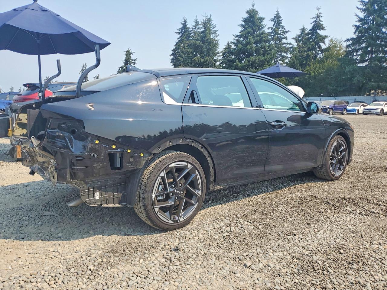 2025 Kia K4 Gt Line - zdjęcie 3