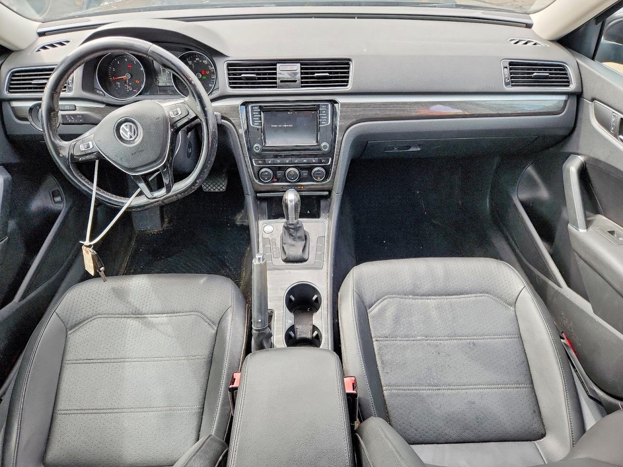 2018 Volkswagen Passat Se - zdjęcie 8