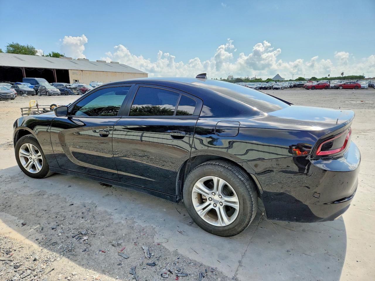2023 Dodge Charger Sxt - zdjęcie 2