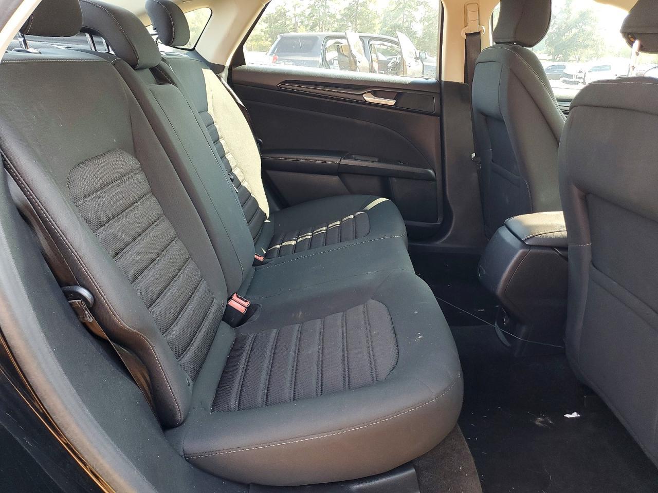 2018 Ford Fusion S - zdjęcie 10