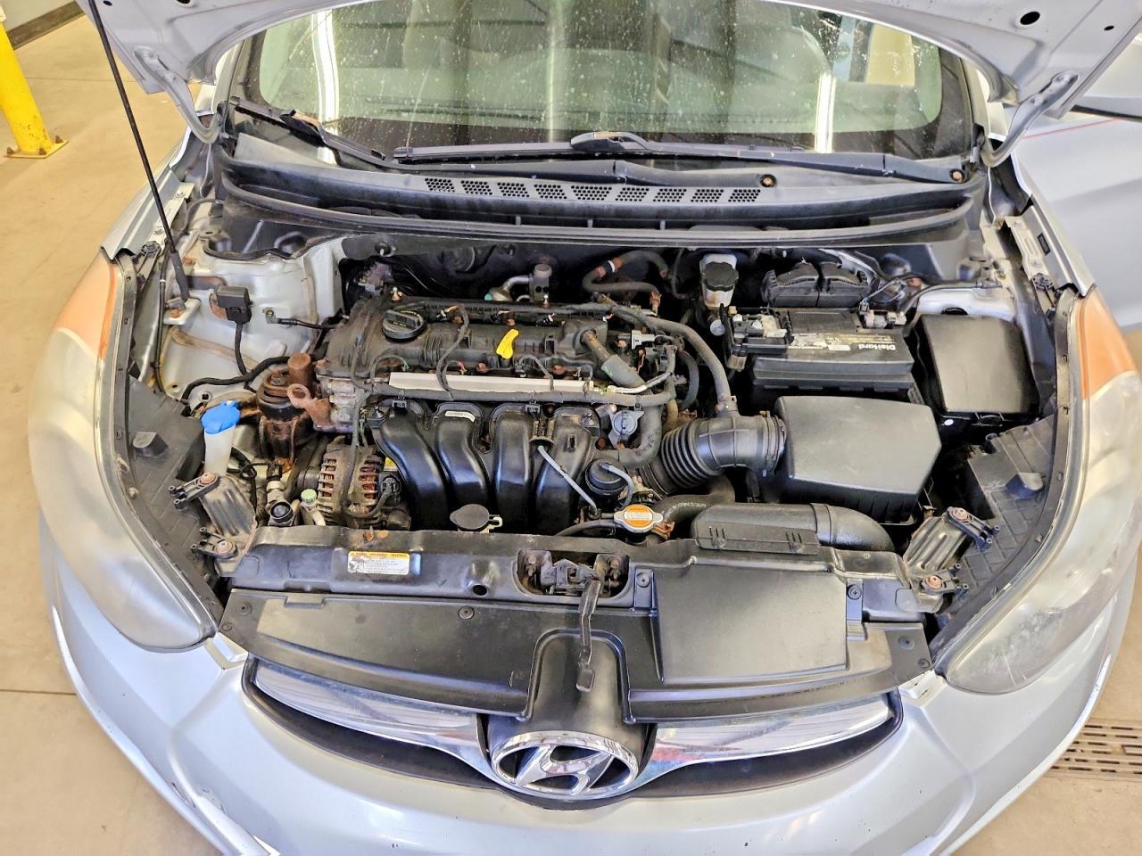 2013 Hyundai Elantra Gls - zdjęcie 11