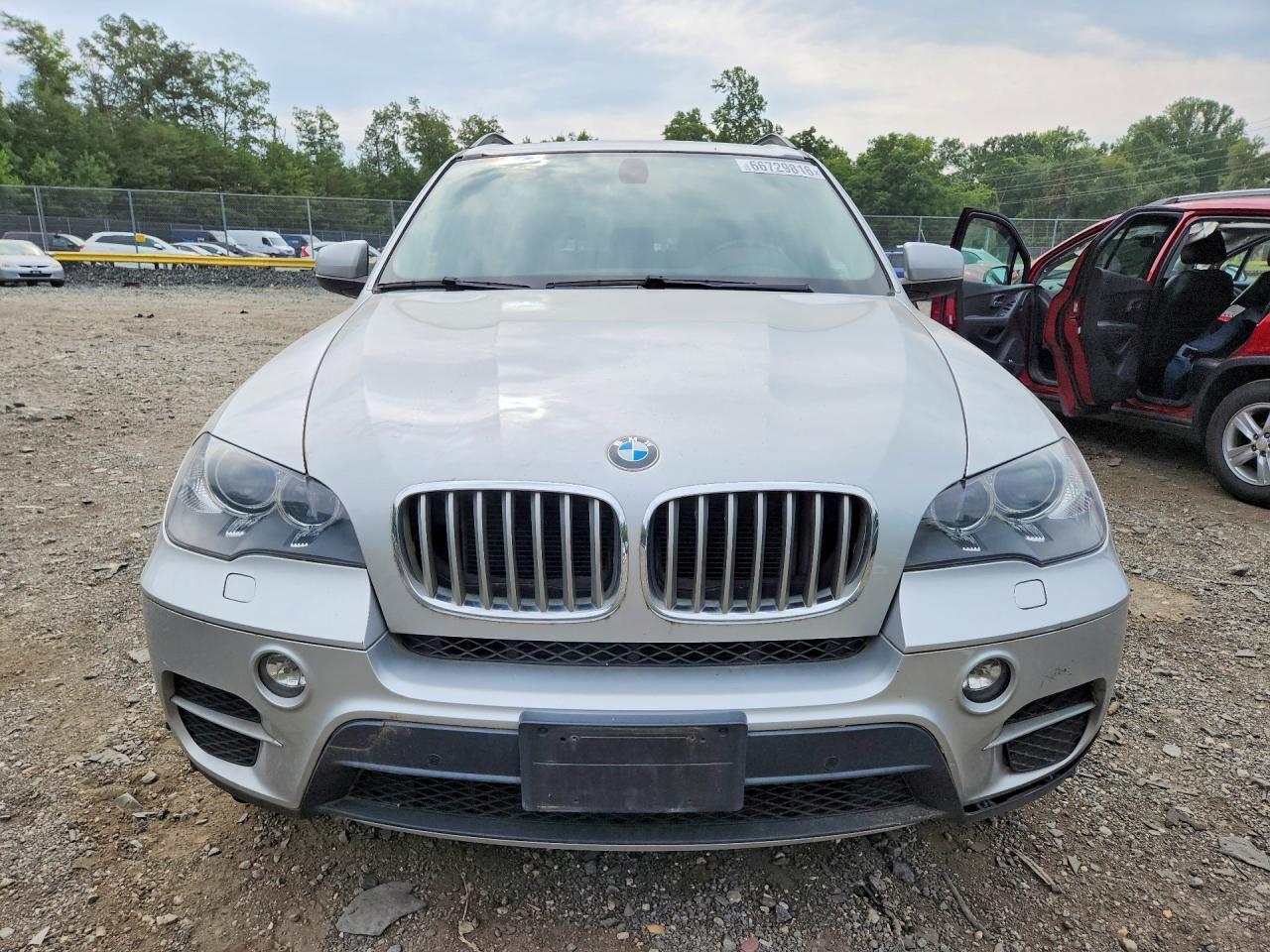2013 BMW X5 xDrive35I - zdjęcie 5