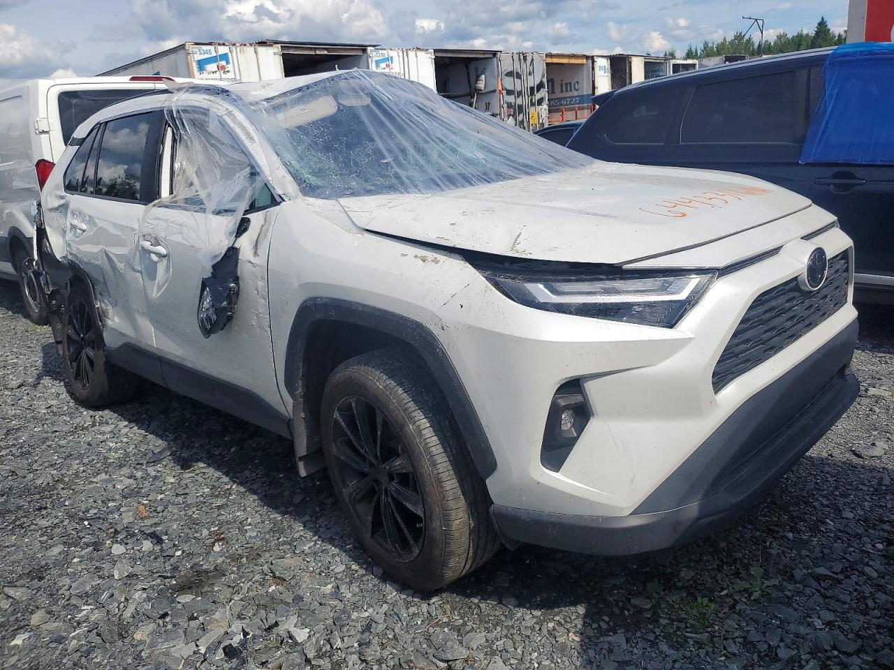 2024 Toyota Rav4 Xle - zdjęcie 4