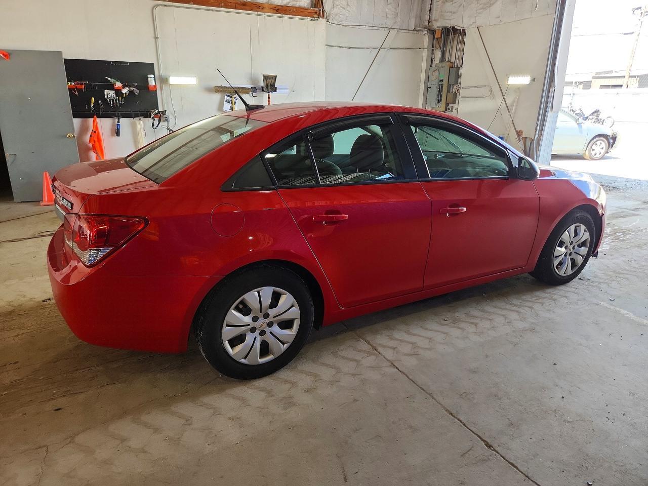 2014 Chevrolet Cruze Ls - zdjęcie 3
