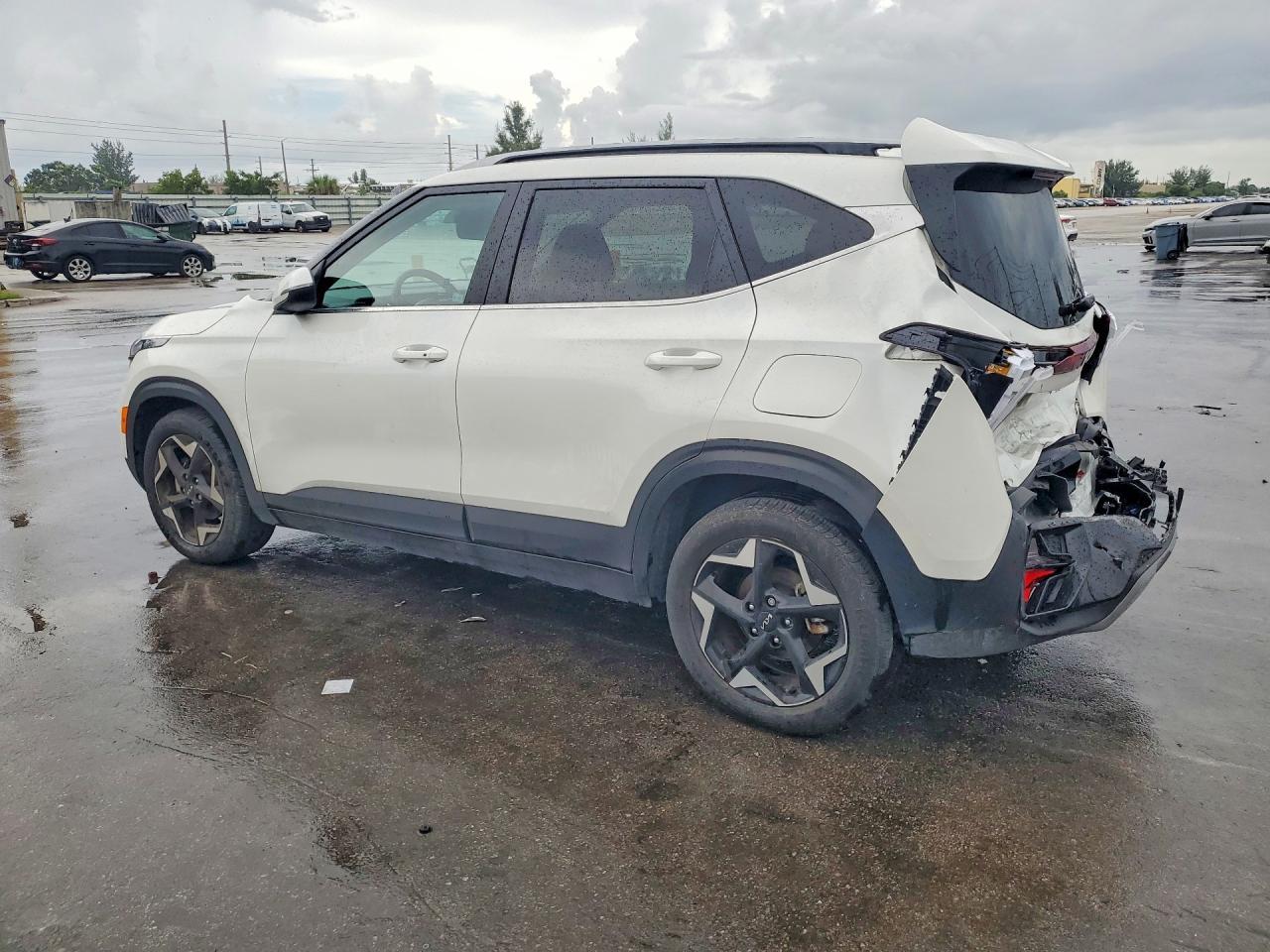 2024 Kia Seltos Ex - zdjęcie 2
