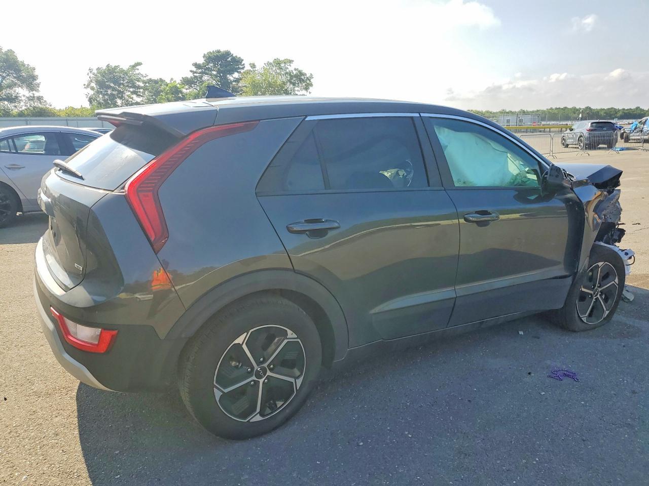 2026 Kia Niro Lx - zdjęcie 3