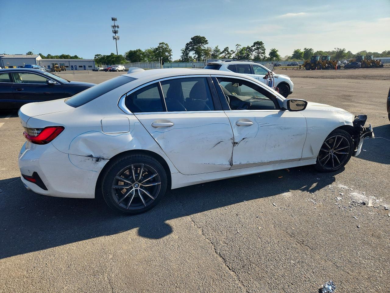 2019 BMW Seria 3 330i - zdjęcie 3