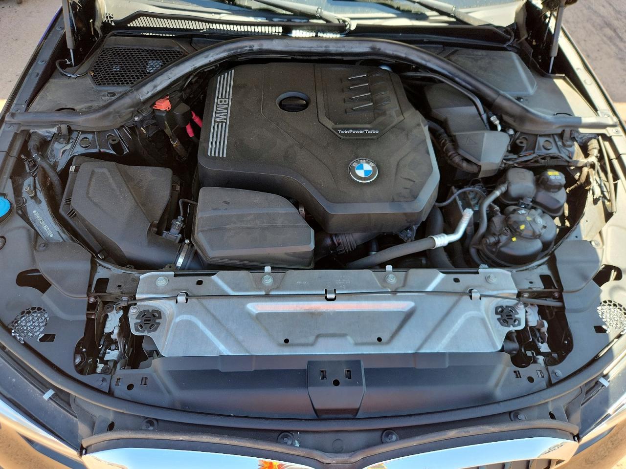 2020 BMW 330I - zdjęcie 11