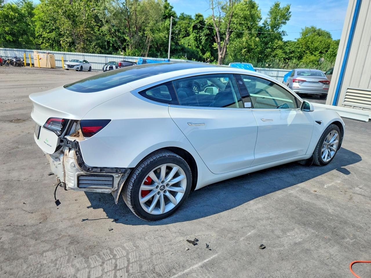 2020 Tesla Model 3 - zdjęcie 3