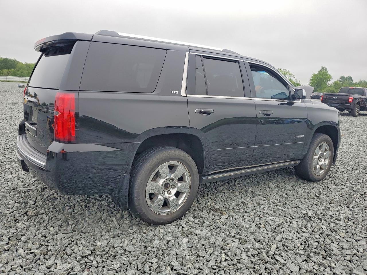 2015 Chevrolet Tahoe K1500 Ltz - zdjęcie 3