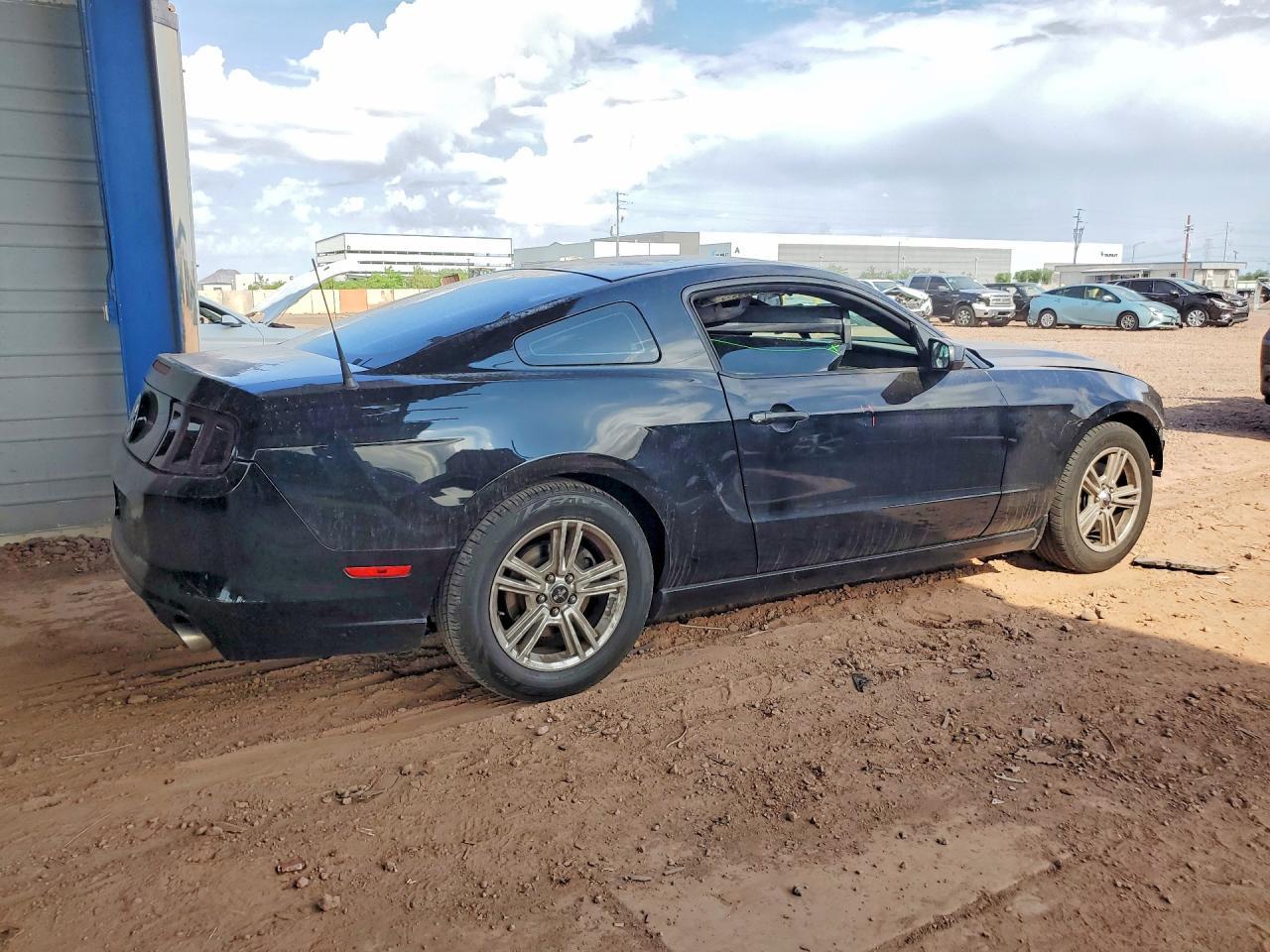 2014 Ford Mustang - zdjęcie 3