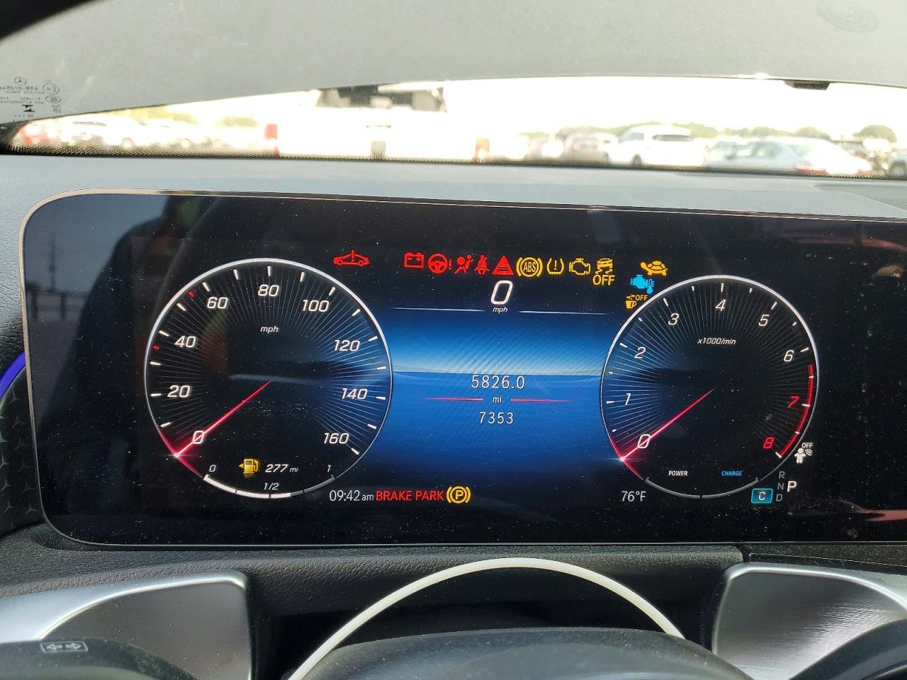 2024 Mercedes-Benz Glb 250 4Matic - zdjęcie 9