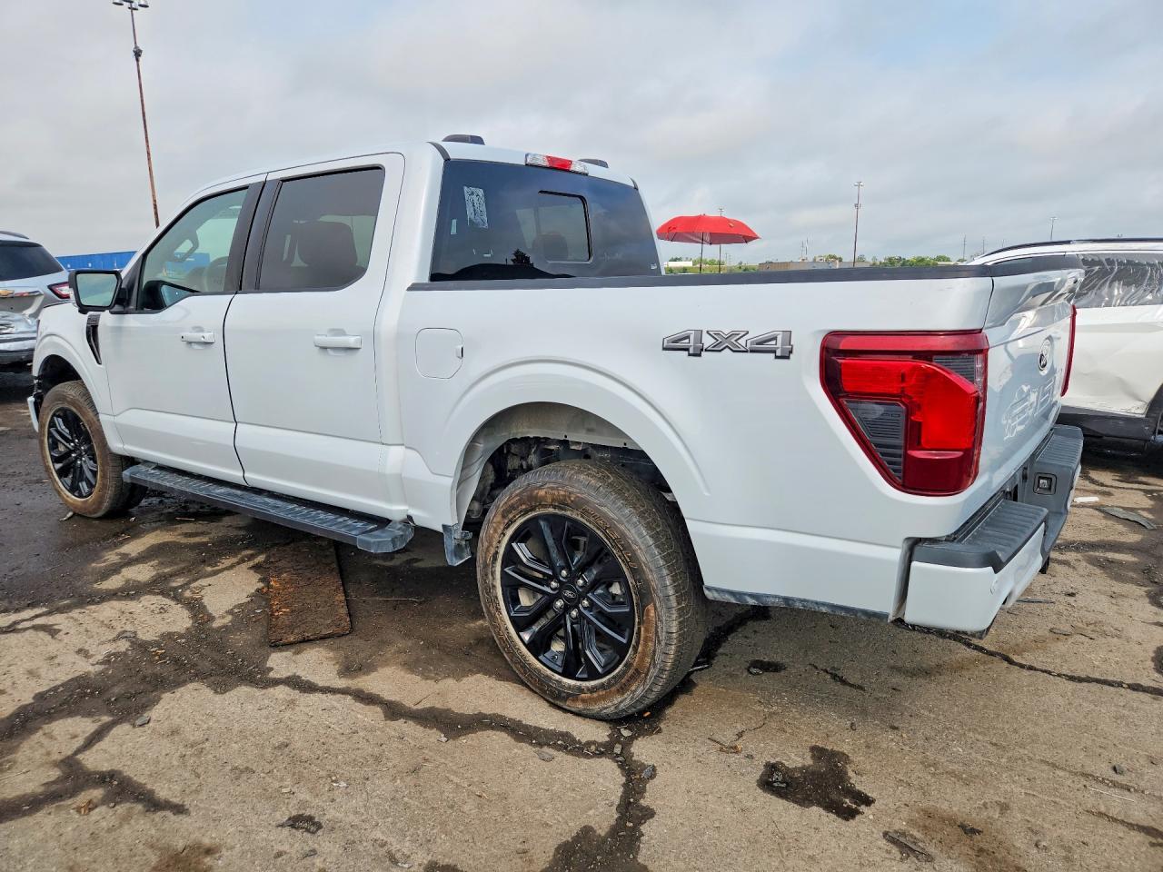 2025 Ford F150 Xlt - zdjęcie 2