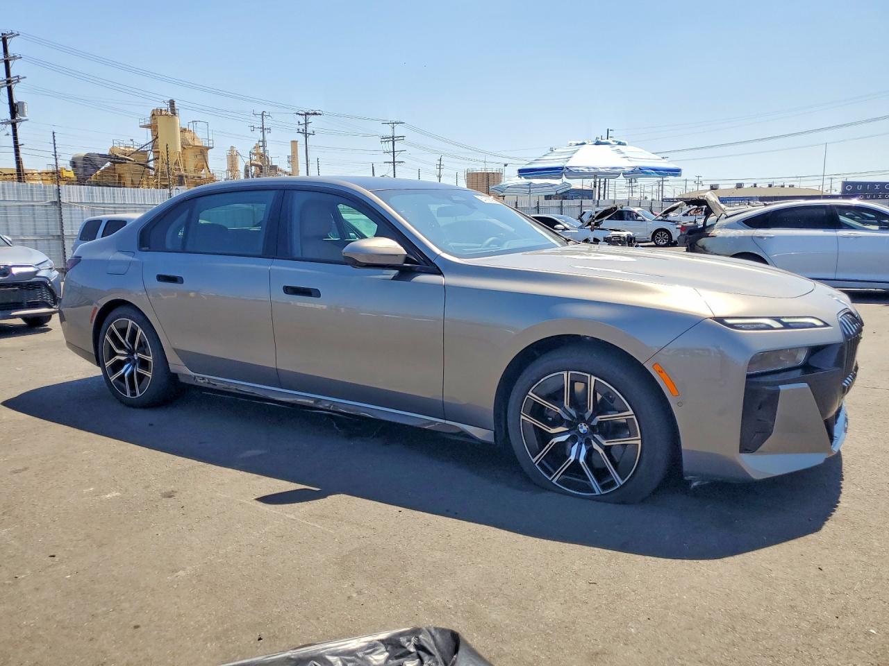 2026 BMW 740 I - zdjęcie 4