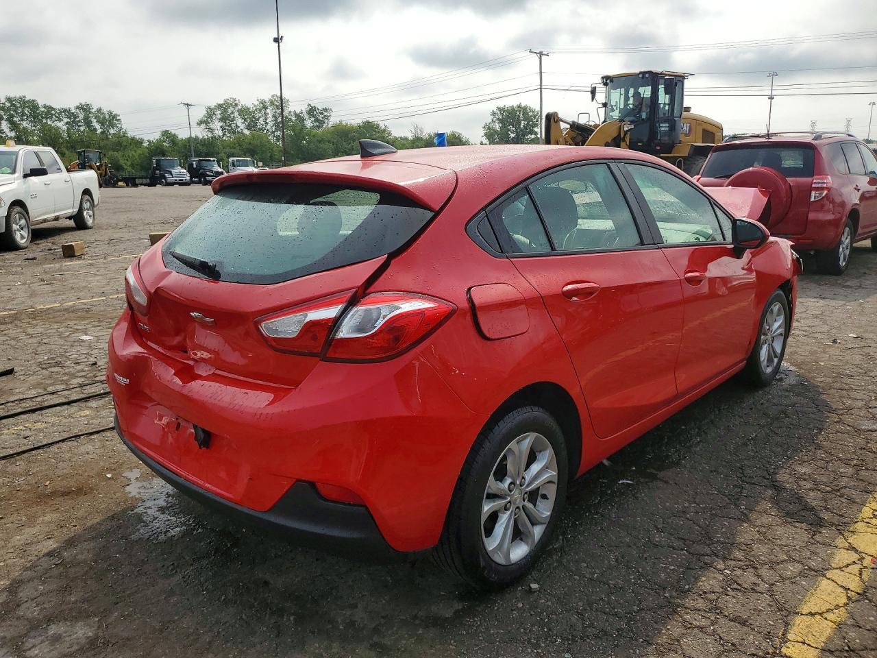 2019 Chevrolet Cruze Ls - zdjęcie 3