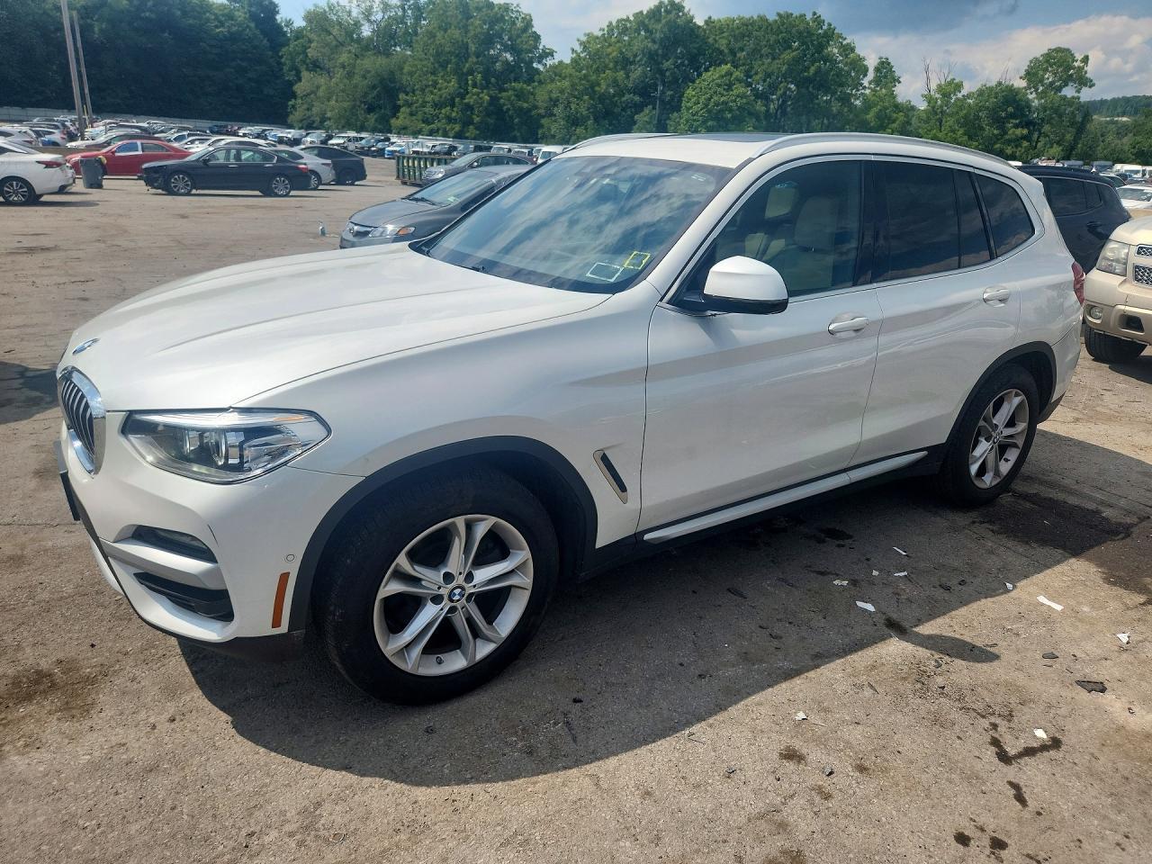2021 BMW X3 xDrive30I - zdjęcie główne