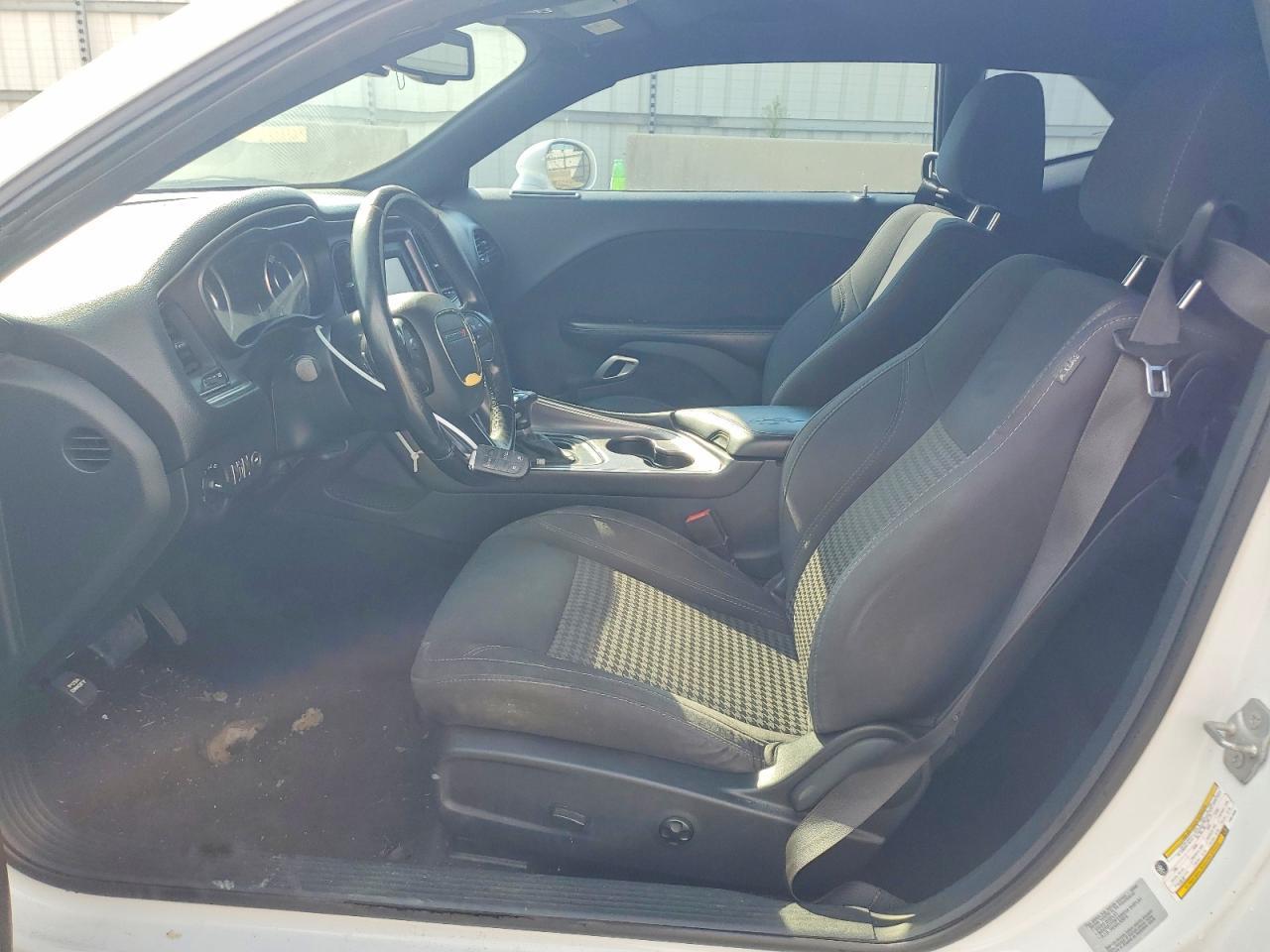 2015 Dodge Challenger Sxt - zdjęcie 7