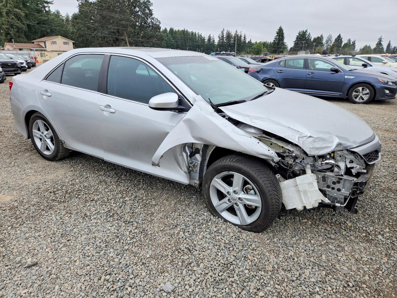 2013 Toyota Camry Se - zdjęcie 4