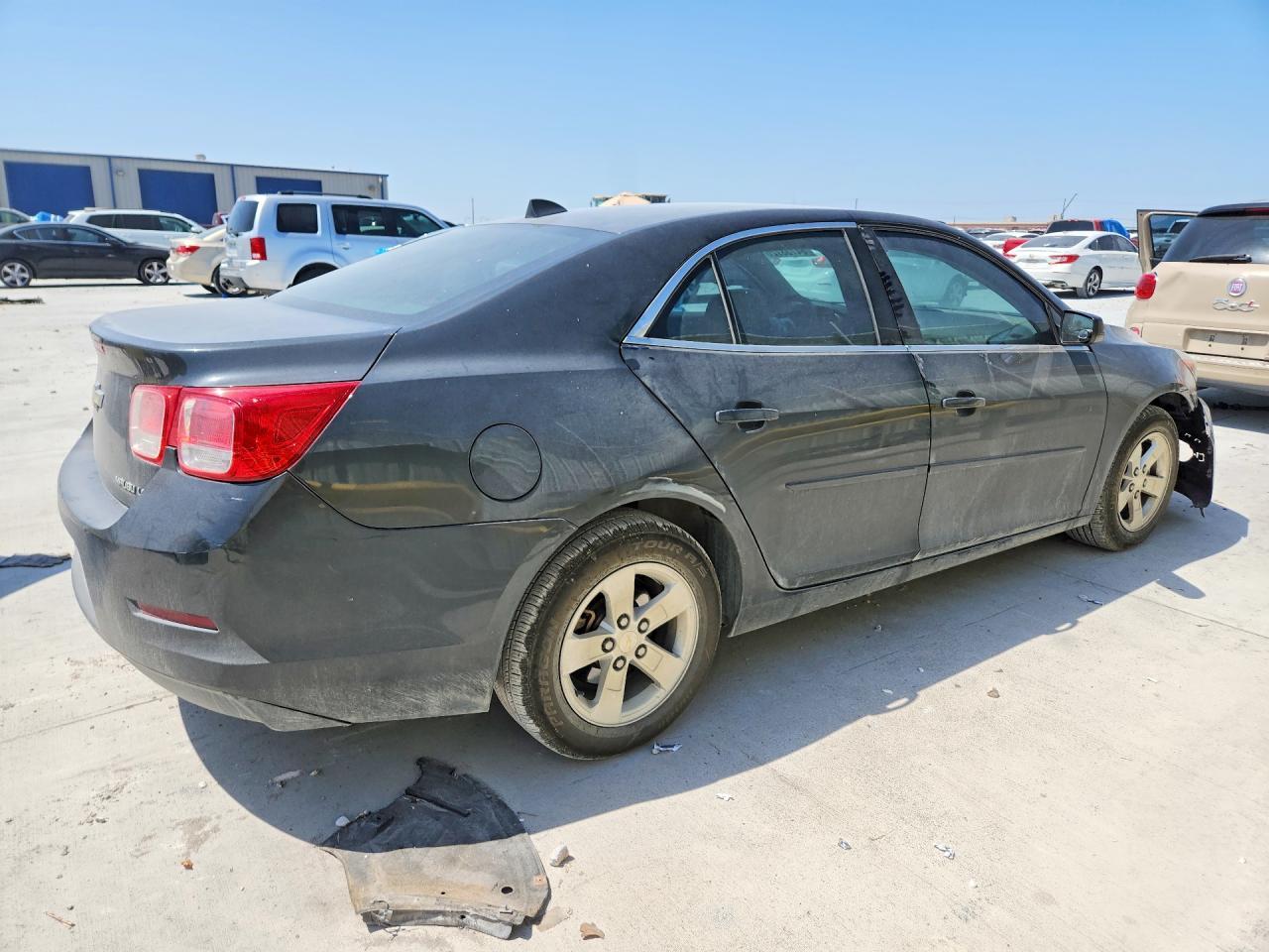 2014 Chevrolet Malibu Ls - zdjęcie 3