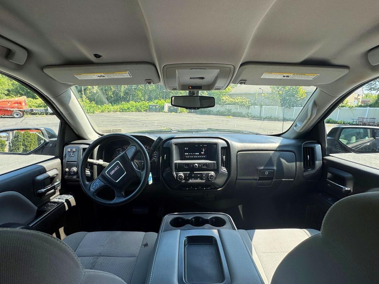 2017 GMC Sierra K1500 - zdjęcie 9
