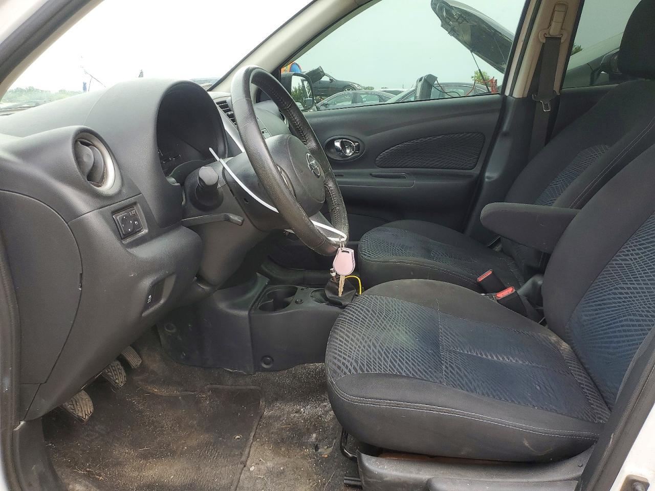 2015 Nissan Micra - zdjęcie 7