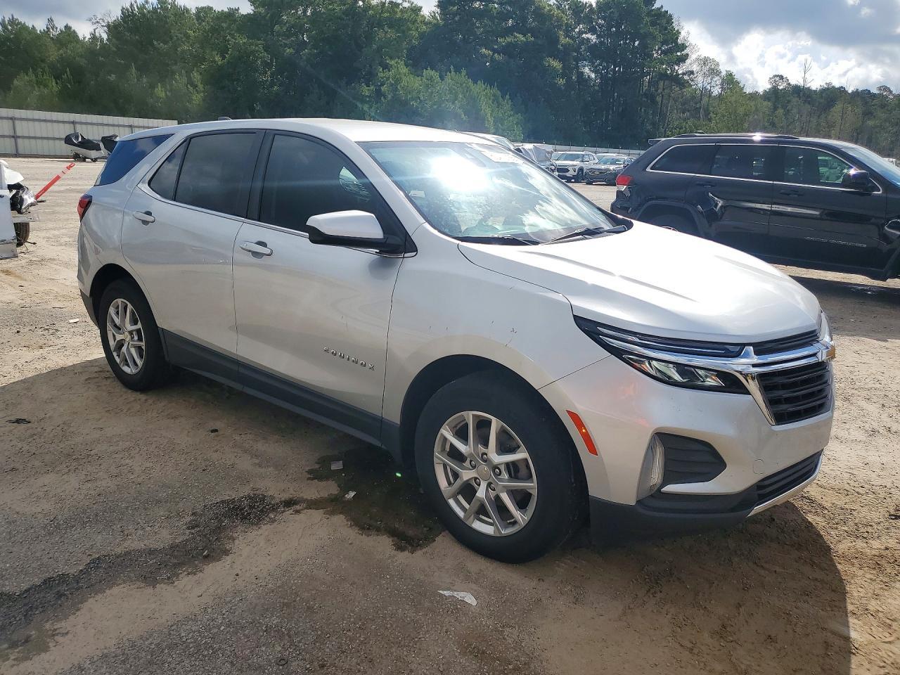 2022 Chevrolet Equinox Lt - zdjęcie 4