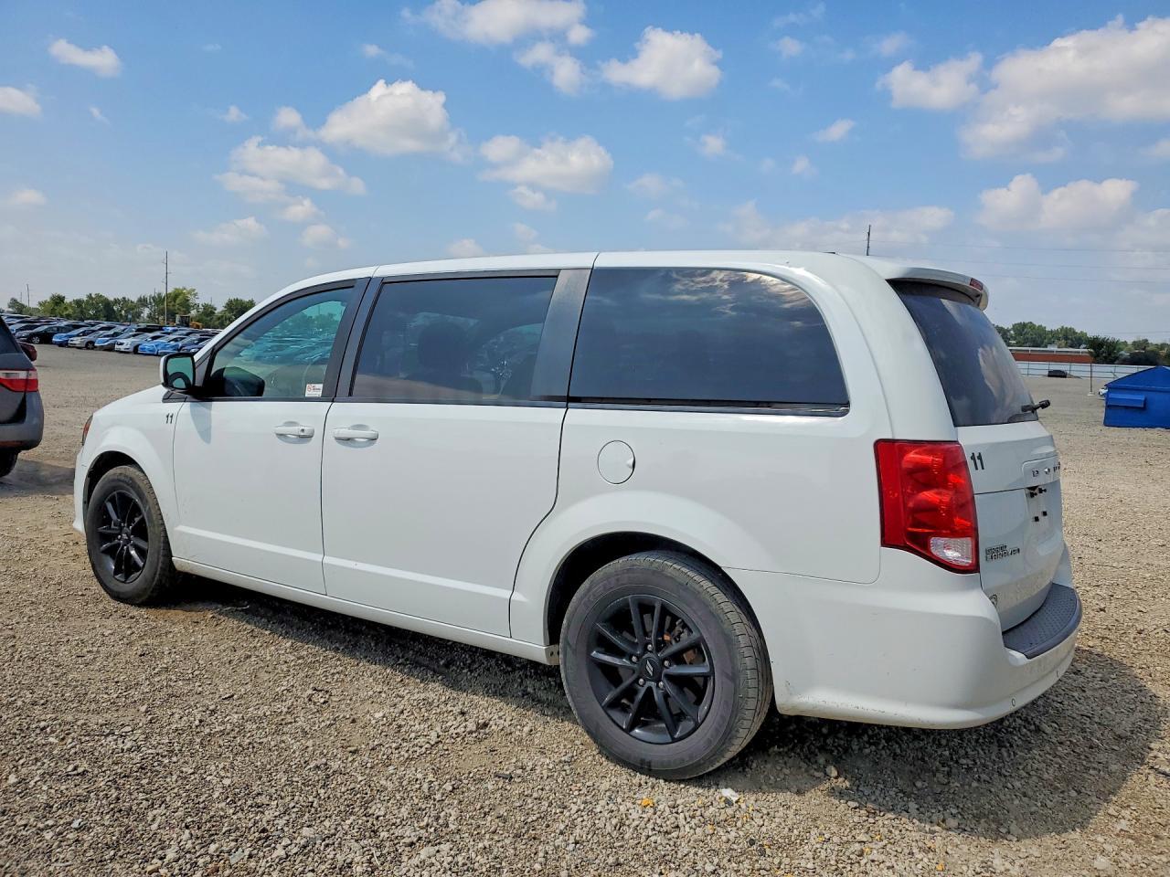 2019 Dodge Grand Caravan Sxt - zdjęcie 2