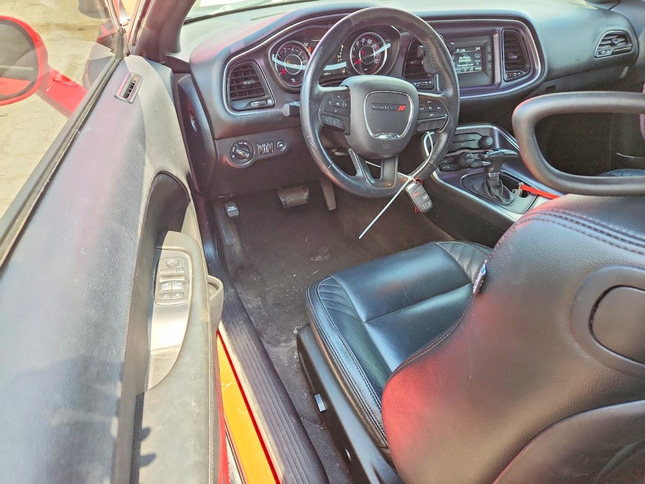 2015 Dodge Challenger Sxt - zdjęcie 8