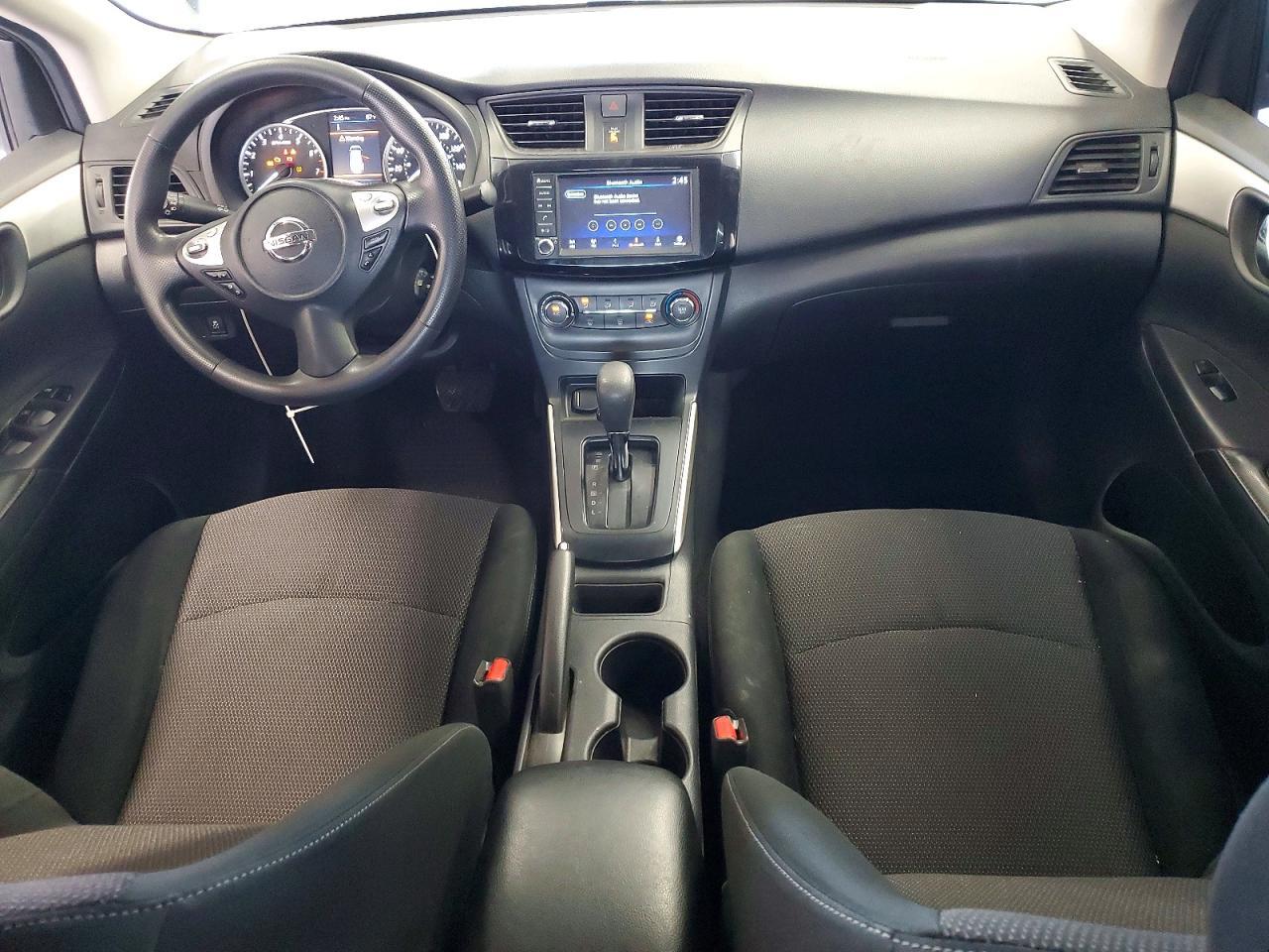 2019 Nissan Sentra S - zdjęcie 8