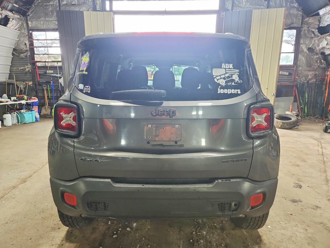 2017 Jeep Renegade Sport - zdjęcie 6