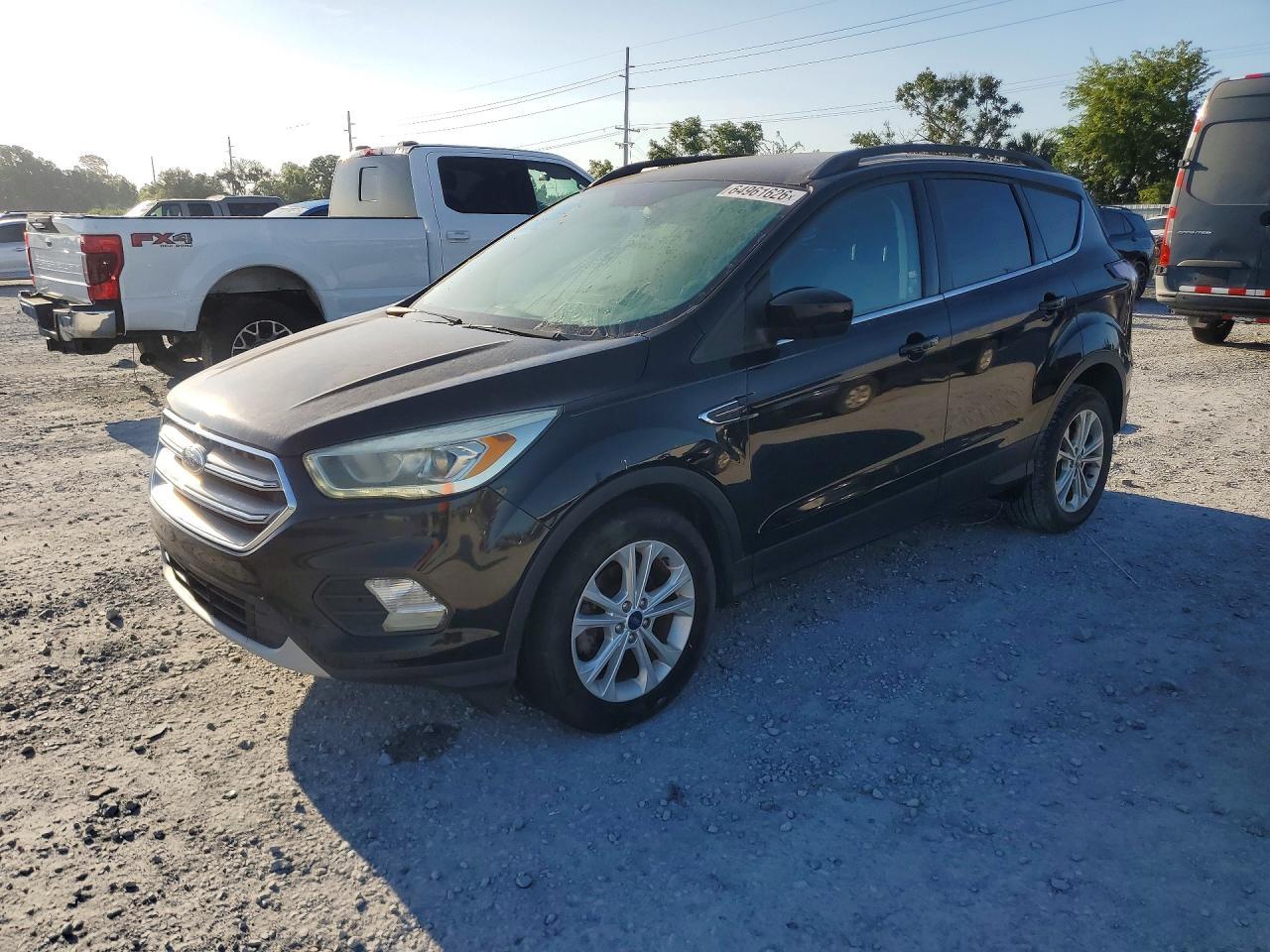 2017 Ford Escape Se - zdjęcie główne