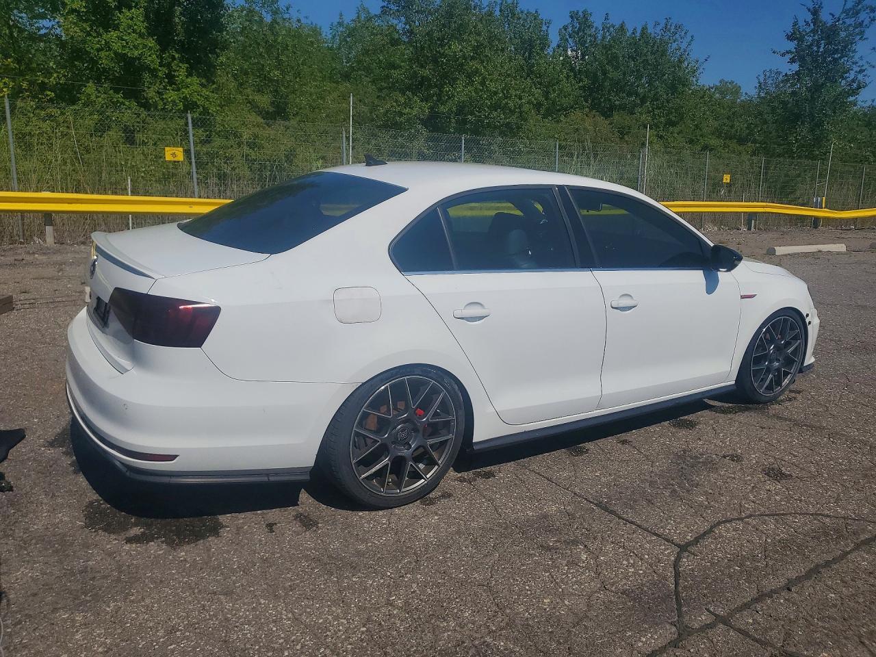 2017 Volkswagen Jetta Gli - zdjęcie 3