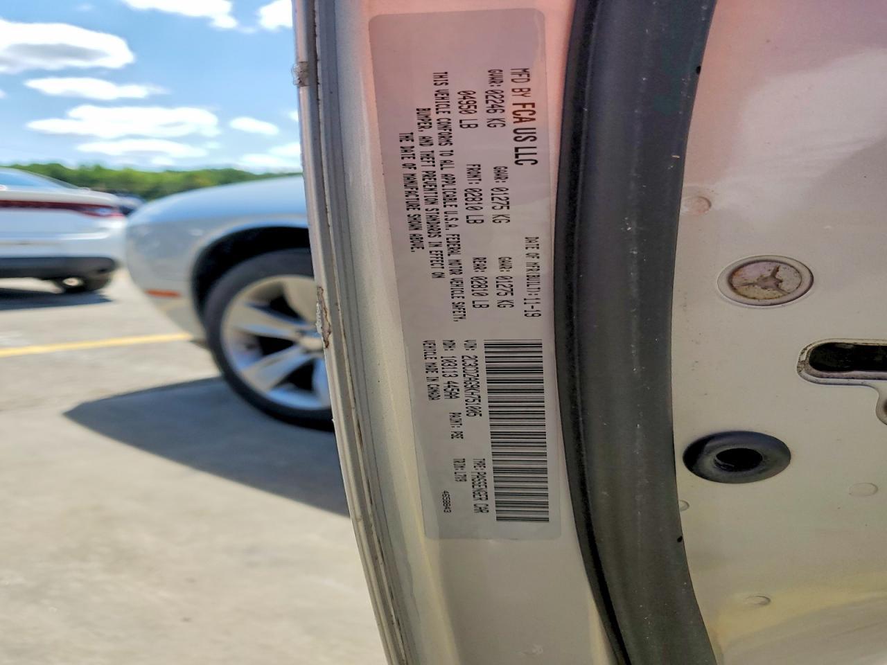 2019 Dodge Challenger Sxt - zdjęcie 13