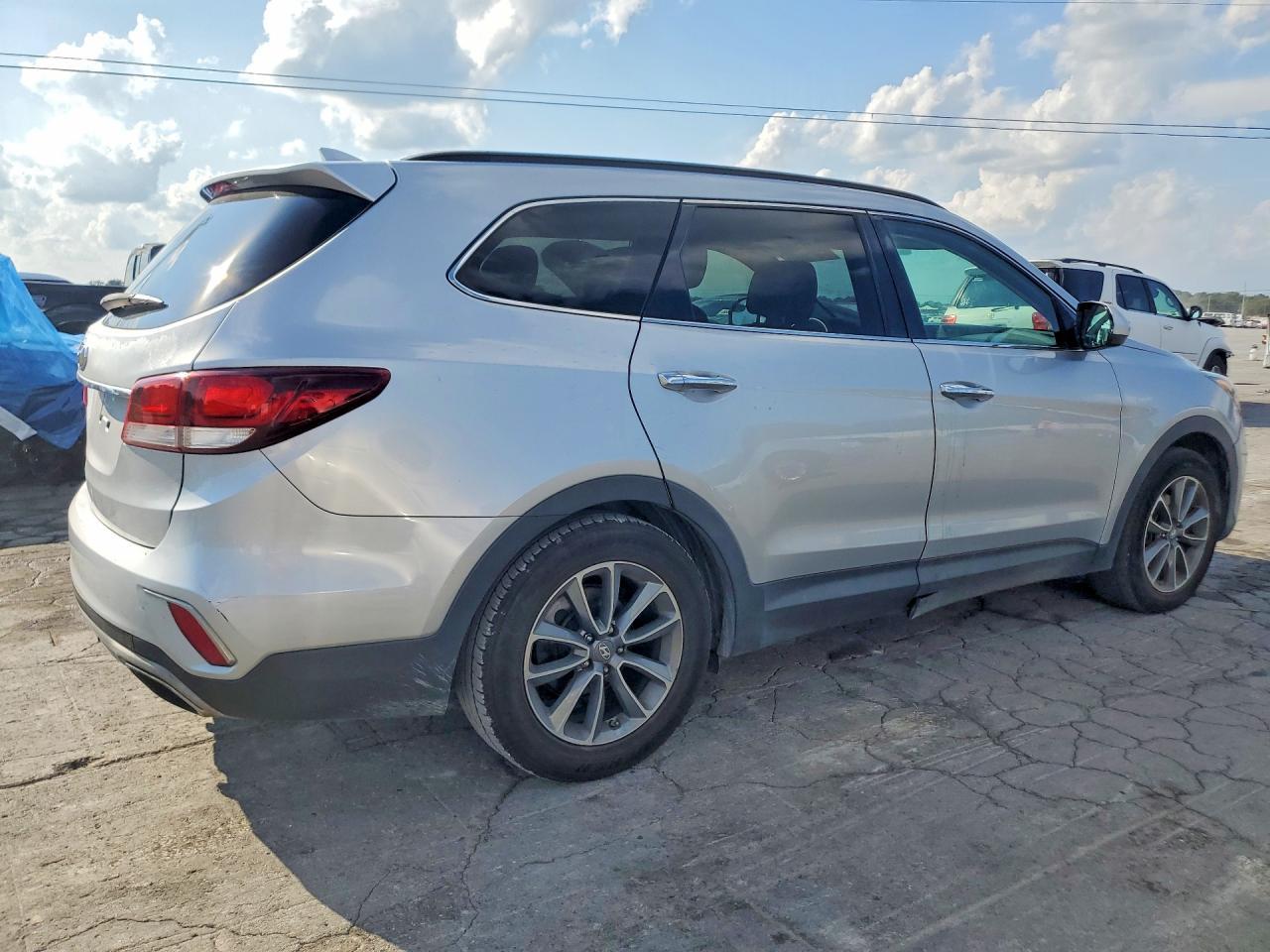 2017 Hyundai Santa Fe Se - zdjęcie 3