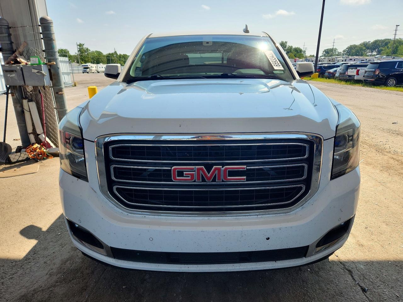 2016 GMC Yukon Sle - zdjęcie 5