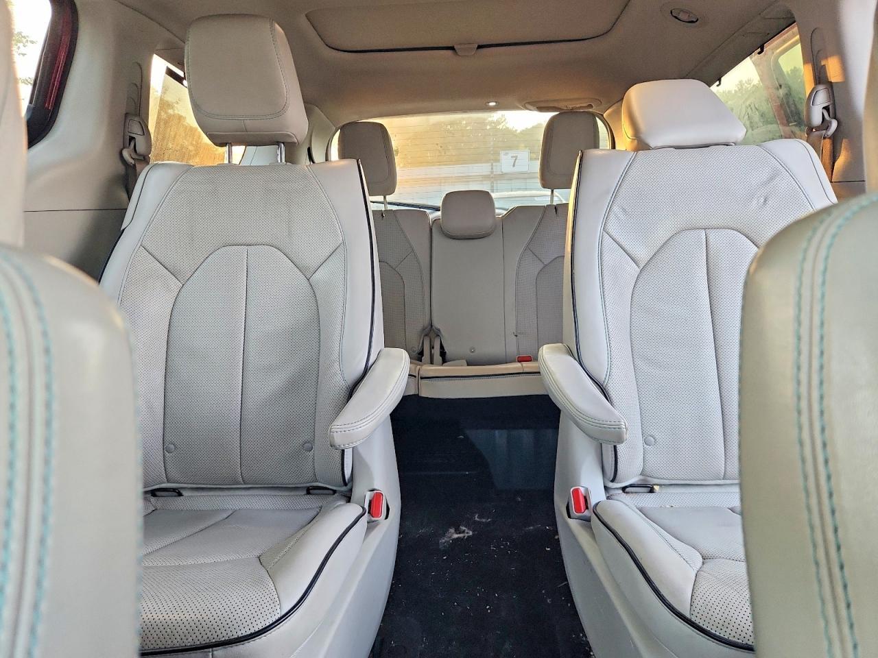 2020 Chrysler Pacifica Hybrid Limited - zdjęcie 10
