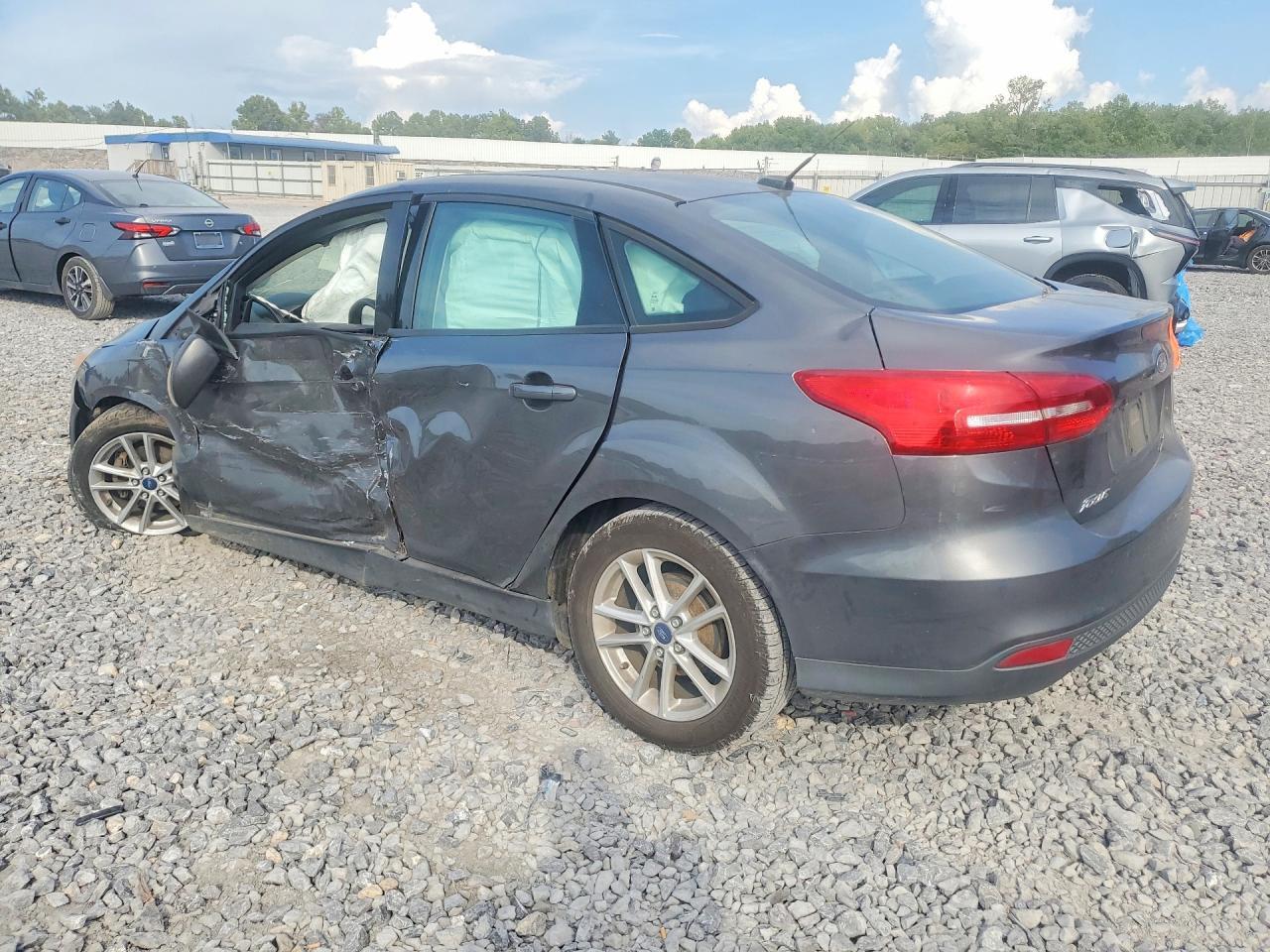 2015 Ford Focus Se - zdjęcie 2