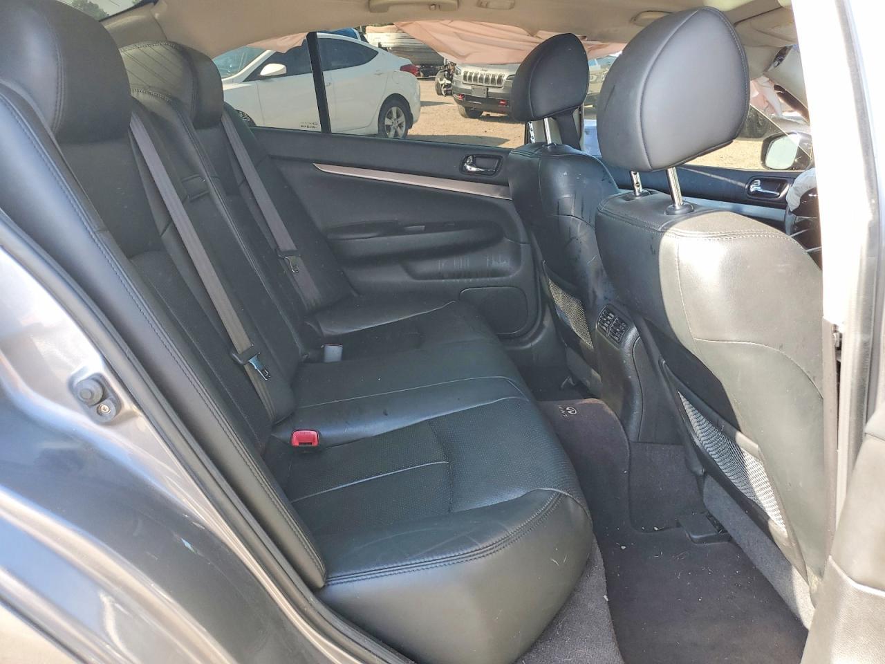 2013 Infiniti G37 X - zdjęcie 10