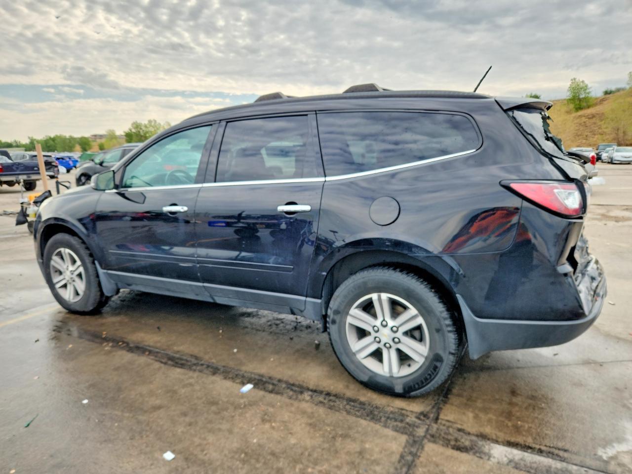 2016 Chevrolet Traverse Lt - zdjęcie 2