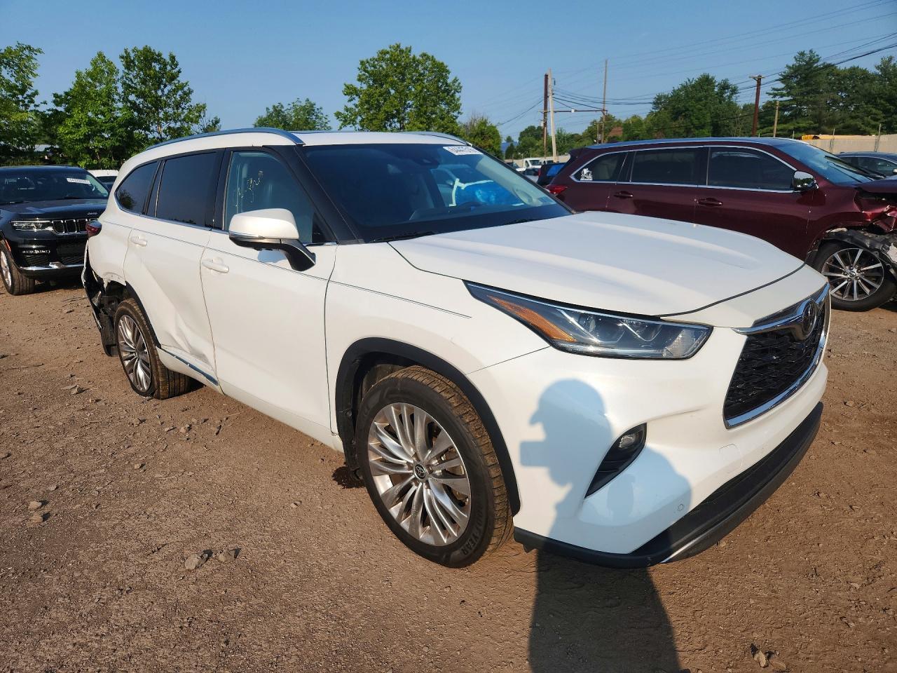 2023 Toyota Highlander Platinum - zdjęcie 4
