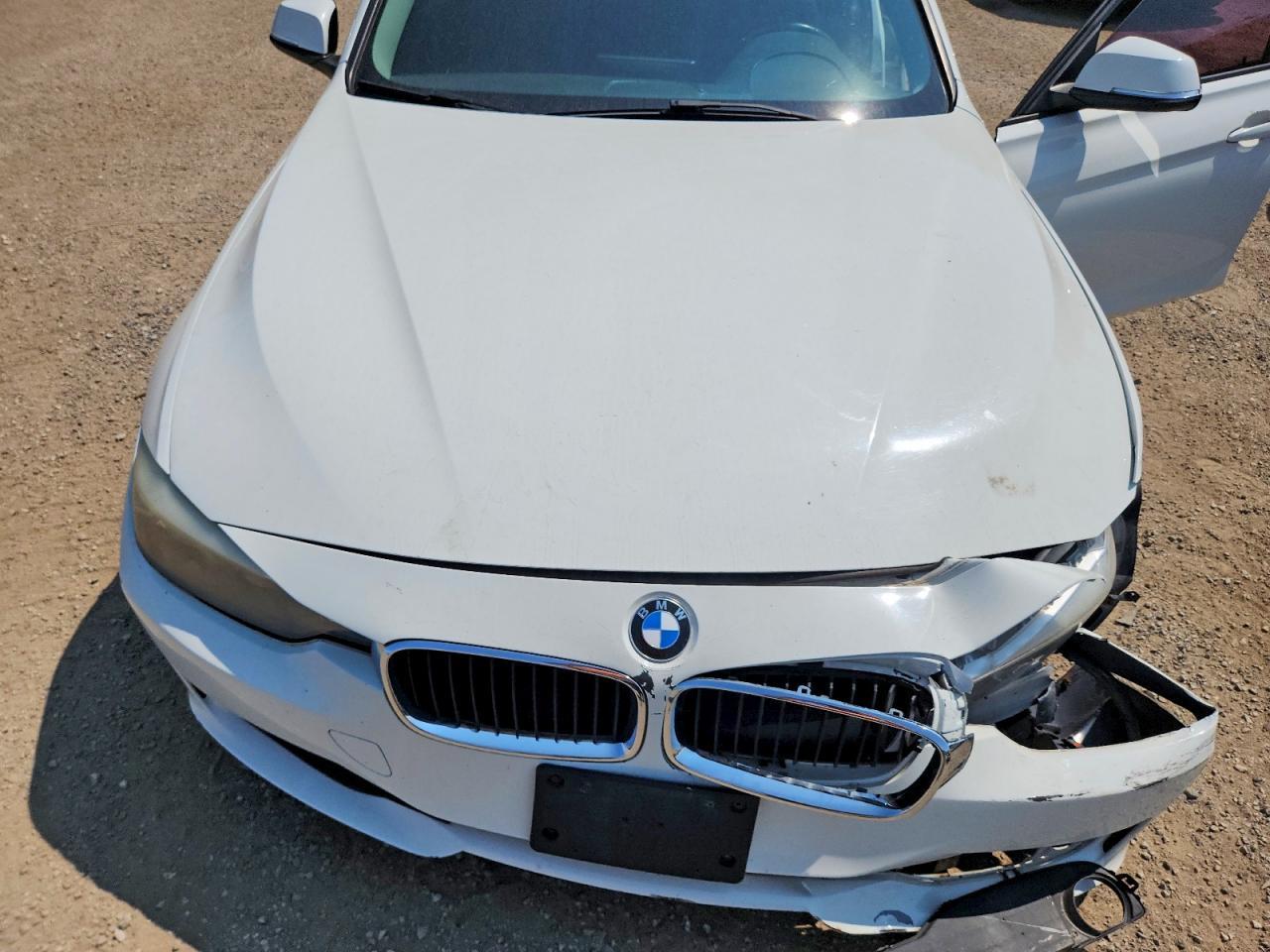 2014 BMW 320 I xDrive - zdjęcie 11