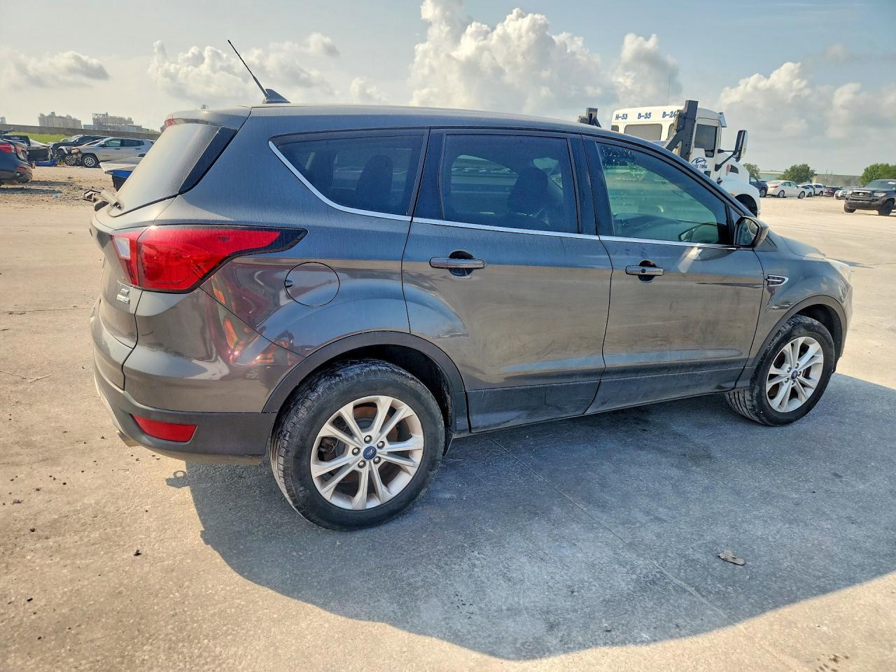 2019 Ford Escape Se - zdjęcie 3